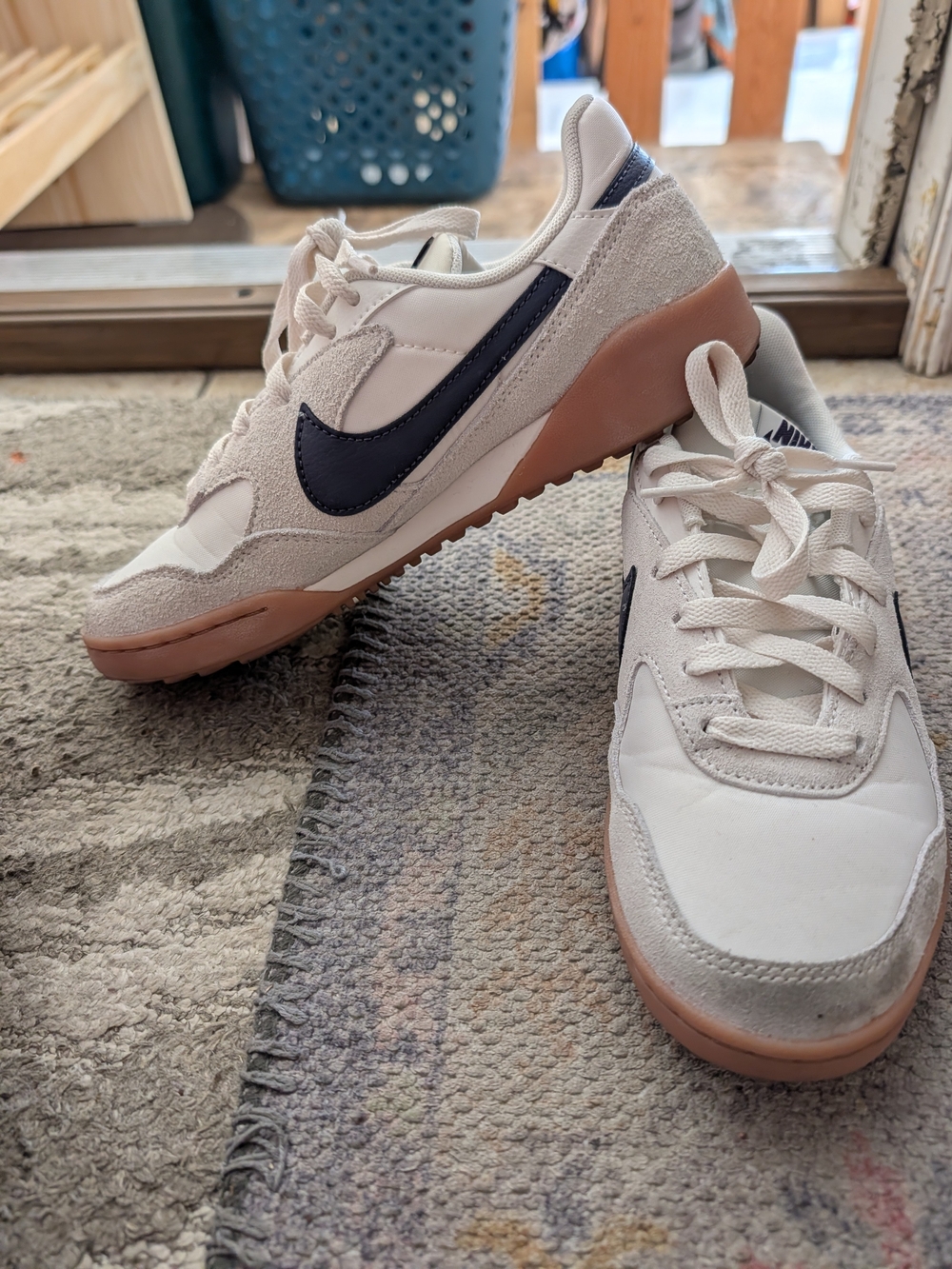 Nike Women’s Beige & Navy Retro Sneaker